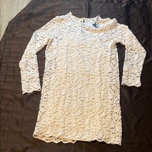 Elegant Cream Lace Dress